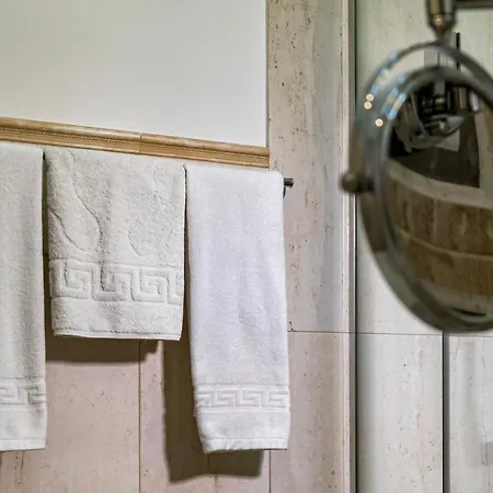 La Strada Boutique 4* Pitesti
