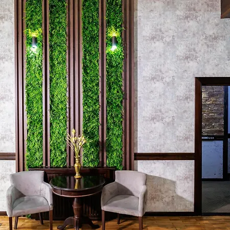 Hotel La Strada Boutique 4*