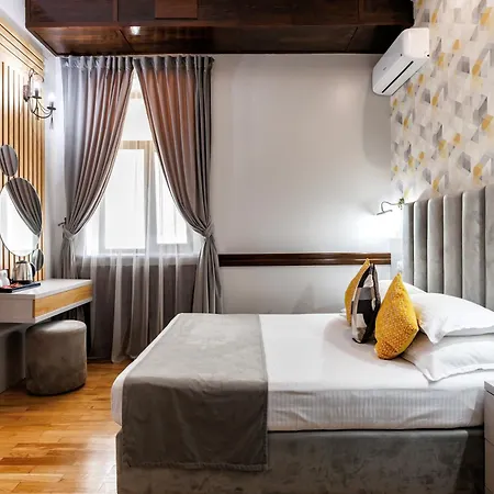 La Strada Boutique Pitesti