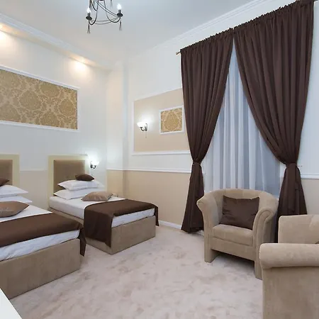 La Strada Boutique 4*